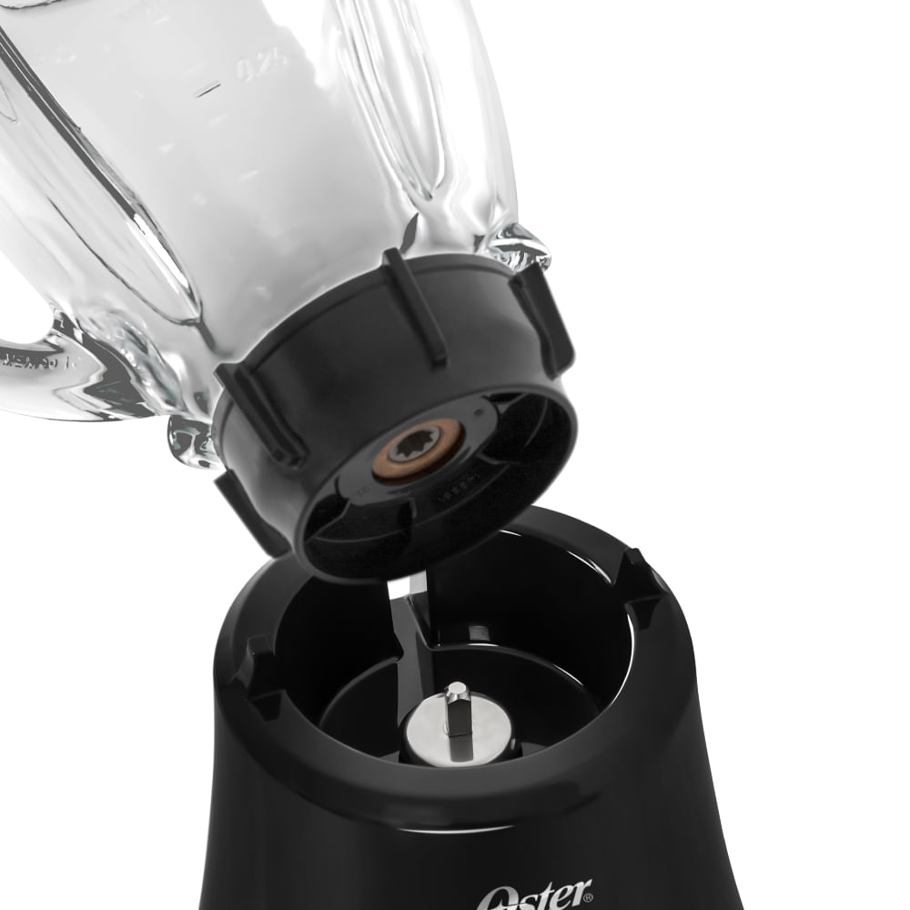 Liquidificador Super Chef Preto 1,25L 220V Oster - 1