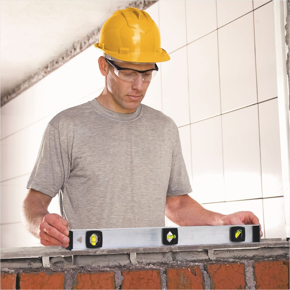 Nível 450 mm 18 Tramontina MASTER em Alumínio com Três Ampolas - 1