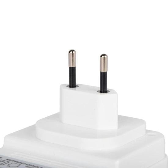 Carregador de Pilhas TNHC-6GAE4 CB (Com4 Pilhas AA 2600mAh) Toshiba - 8